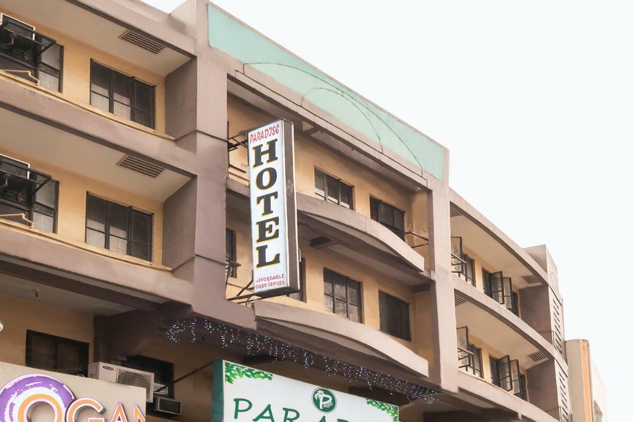 OYO 191 Paradise Apartelle Hotel Manila Esterno foto