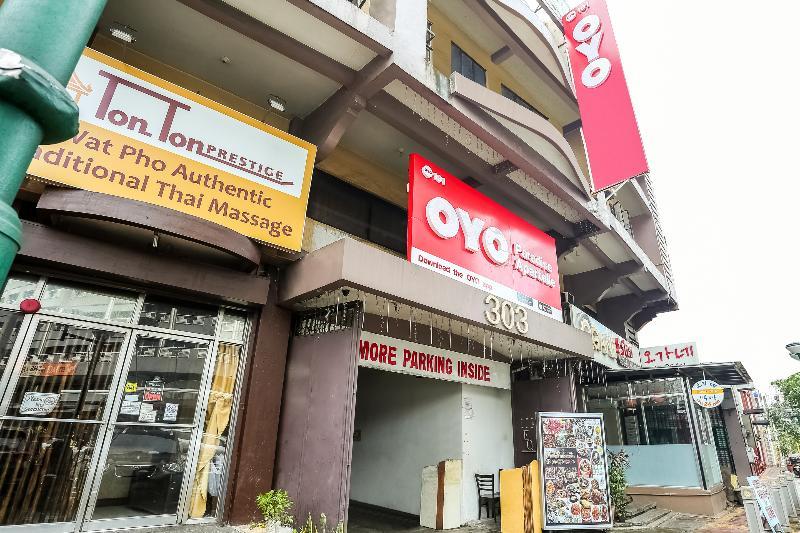 OYO 191 Paradise Apartelle Hotel Manila Esterno foto
