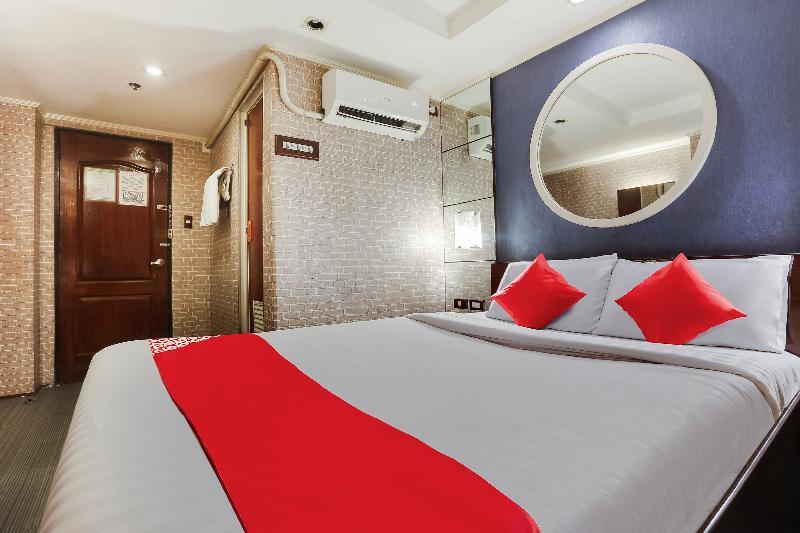 OYO 191 Paradise Apartelle Hotel Manila Esterno foto
